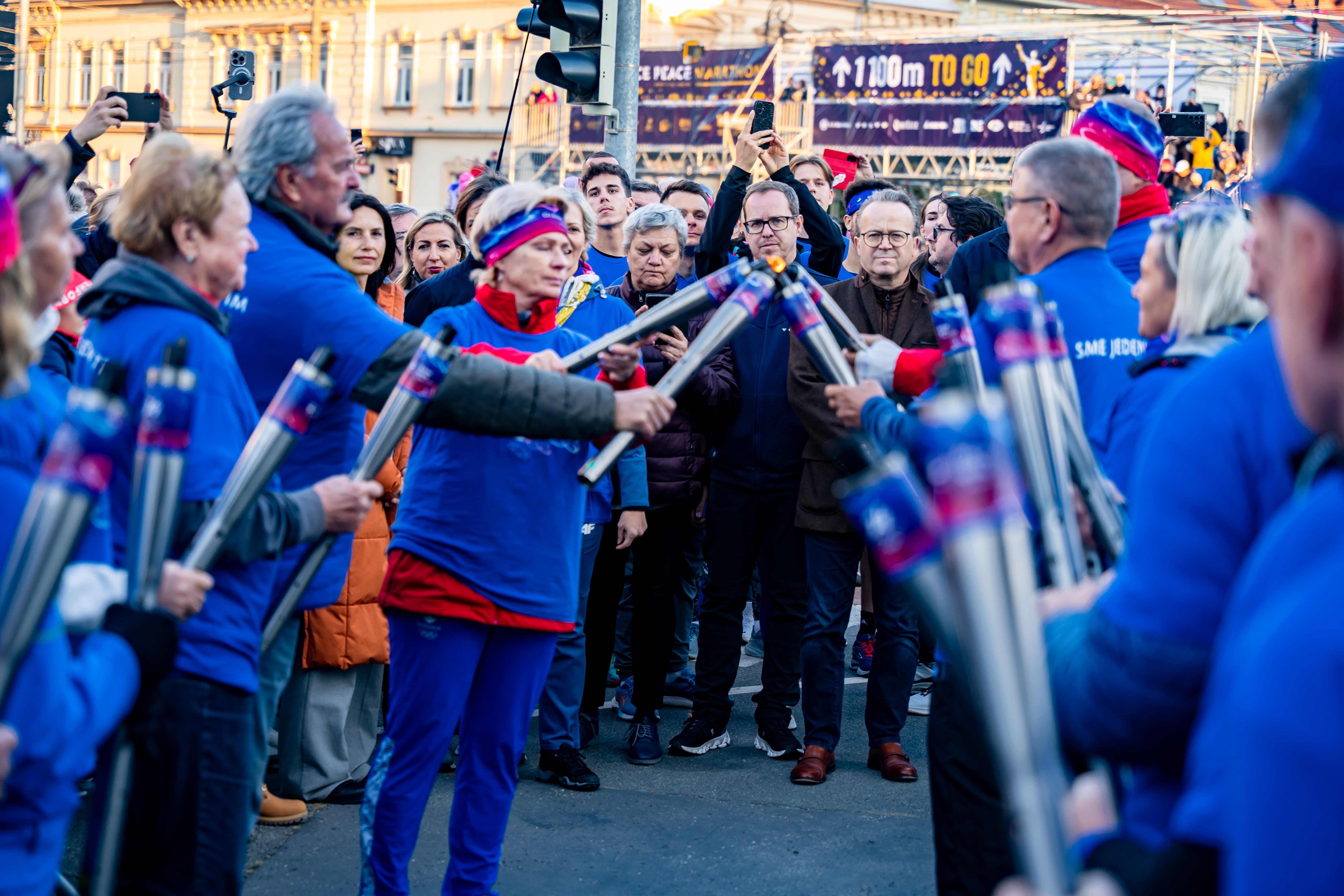 Slavnostne zapalenie Maratonskeho ohna -30